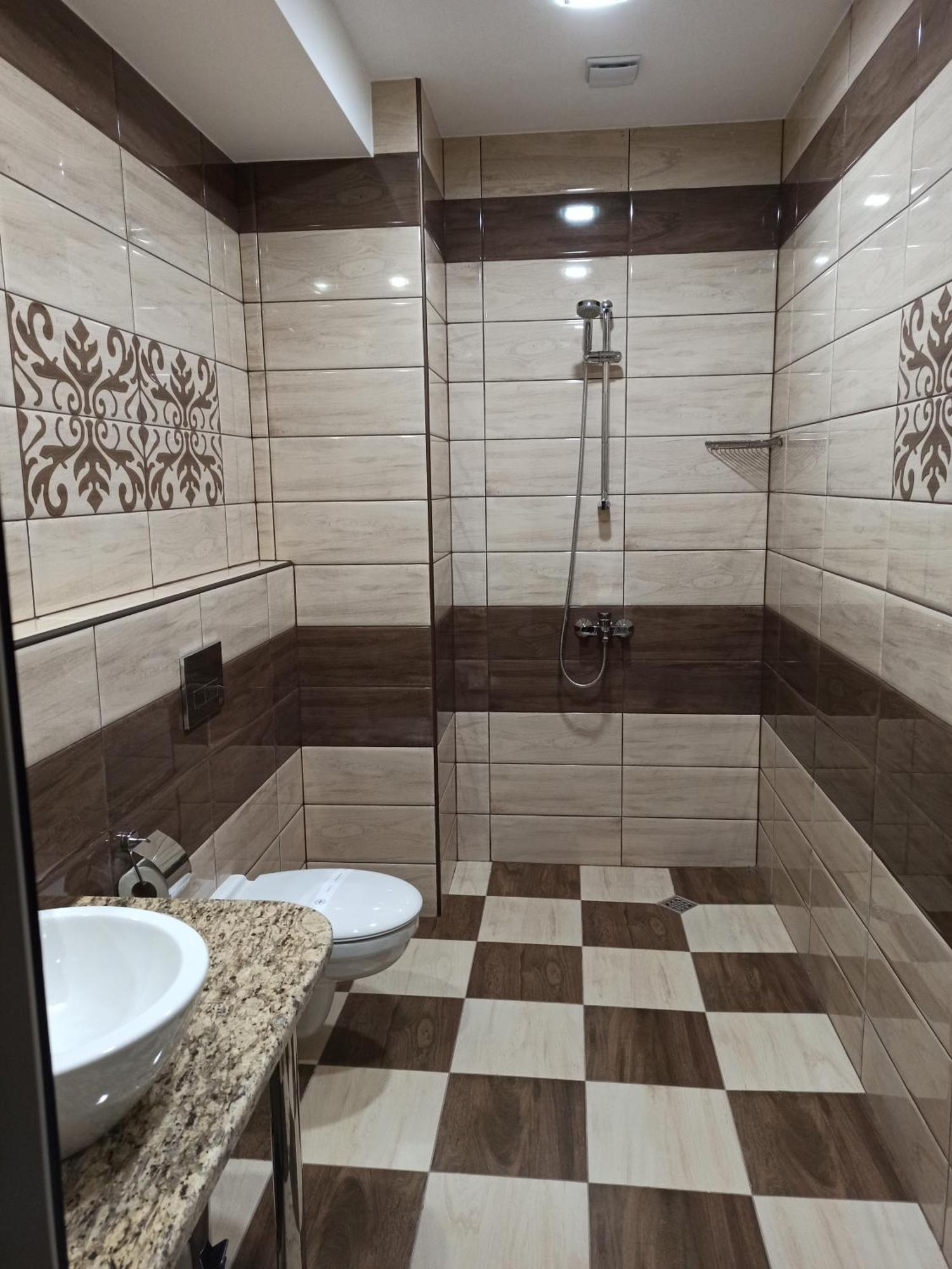 Хотел Театъръ Hotell Pleven Exteriör bild