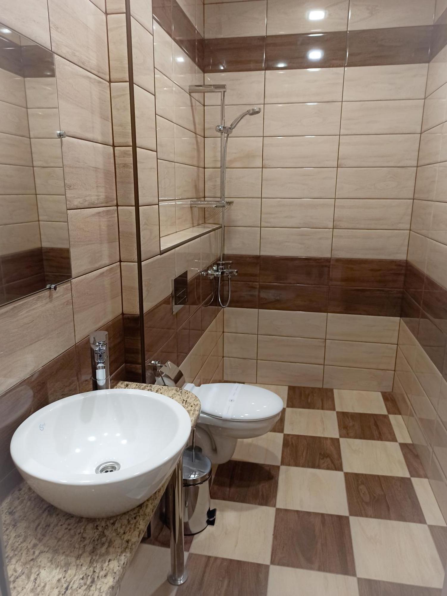 Хотел Театъръ Hotell Pleven Exteriör bild